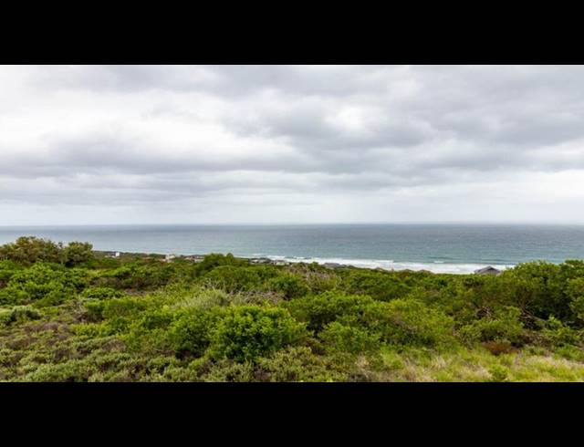 LAND FOR SALE IN DANA BAY